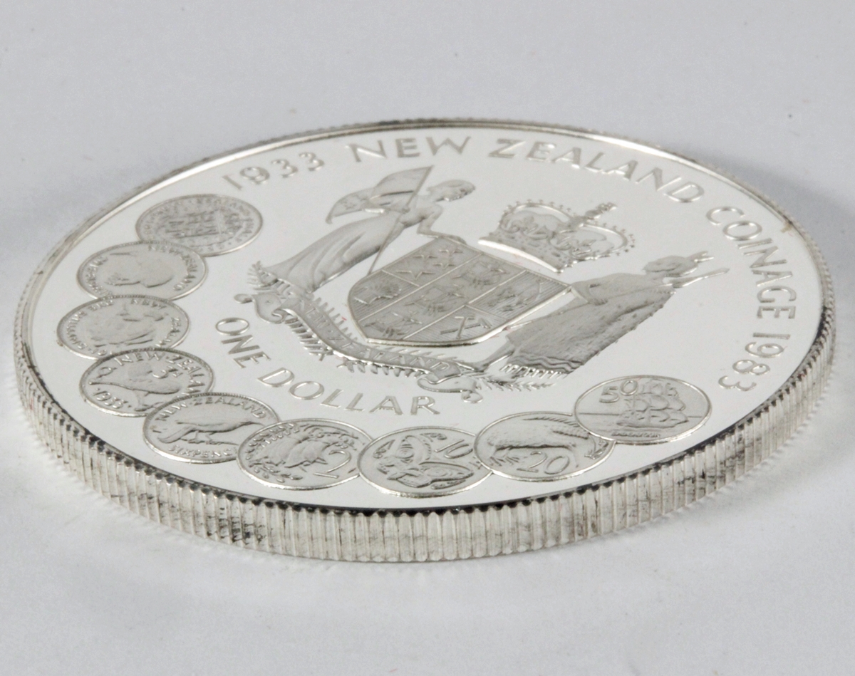 ニュージーランド 1DOLLAR 銀貨 1983 UNC | ミスターコインズ